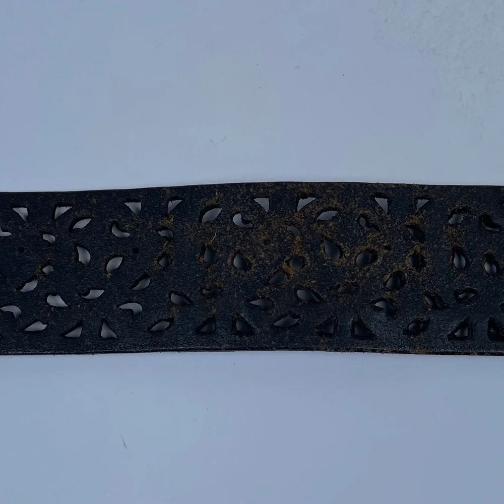 Vintage Genuine Leather Cut Out Floral Belt Womens M Black Wide Boho Western